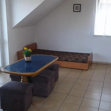 بيت ضيافة U Gosi